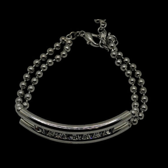 Elegant Silver Bracelet with Black Accents - Picture 2 of 6